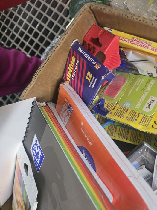 Karton art szkolne nowe