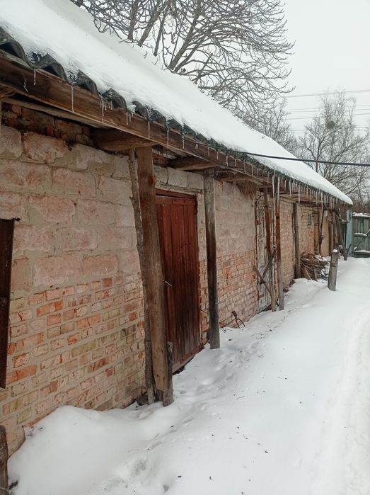 Будинок  біля міста. 380 ВОЛЬТ. Є-ВІДНОВЛЕННЯ.