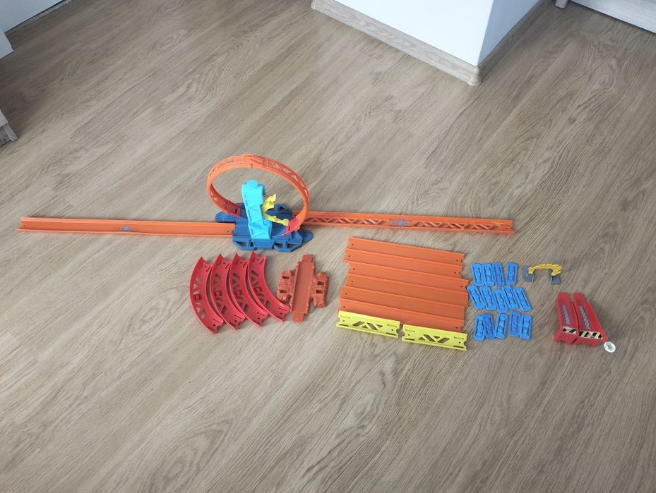 Tor Hot Wheels                        .