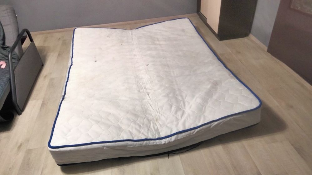 Матрац 160-200 б/у