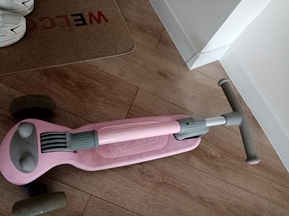 Дитячий самокат Best Scooter HELLО