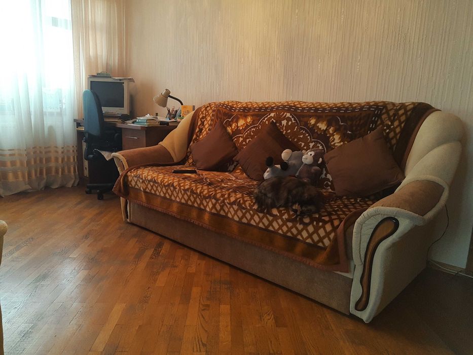 Здається  1-кімнатна квартира на Крошні