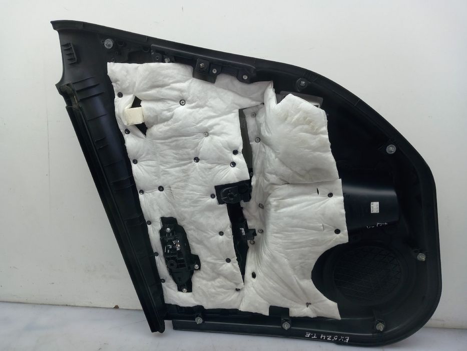 Forra porta / quartela trás esquerda NISSAN Leaf EV (ZE1)