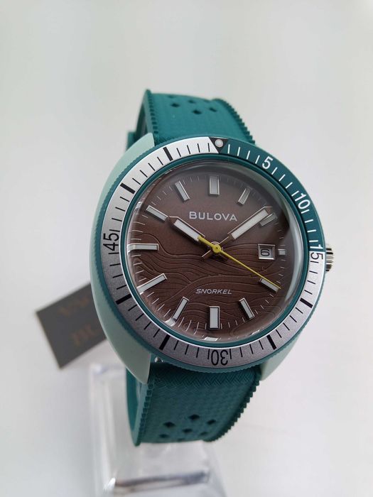 Керамика - часы Bulova Oceanographer Snorkel 98B446 головка на резьбе
