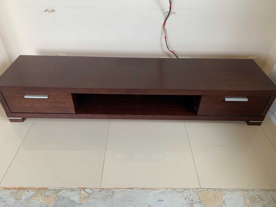 Szafka RTV firmy Paged