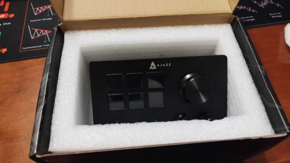 AJAZZ AKP03E- Steam deck