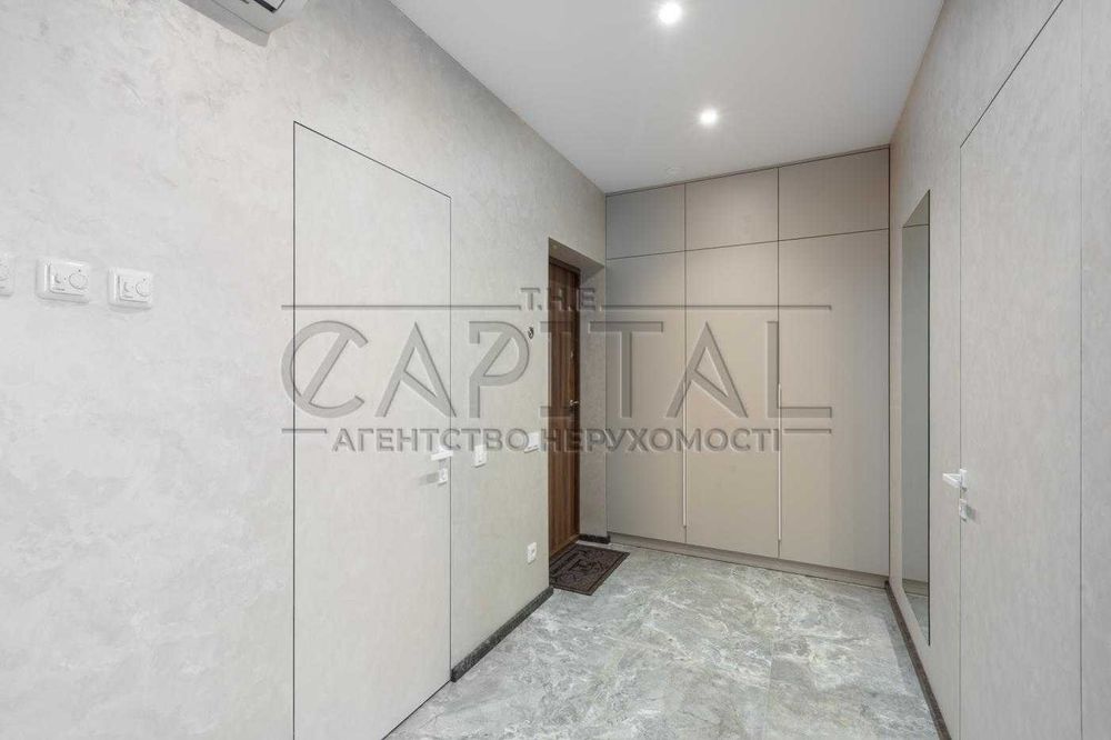 Перша здача Дизайнерська Варшавський + ГЕНЕРАТОР Ретровіль 50м