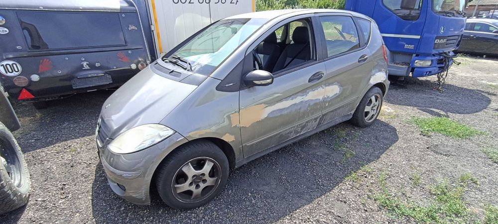 mercedes 1.8 cdi 640.940  A 180 w169 lak 748 samochód na części