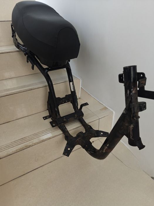 Продам раму бвс чэмп, bws, mbk booster aerox slider