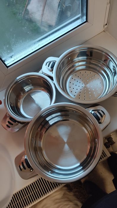 Продам нову каструлю