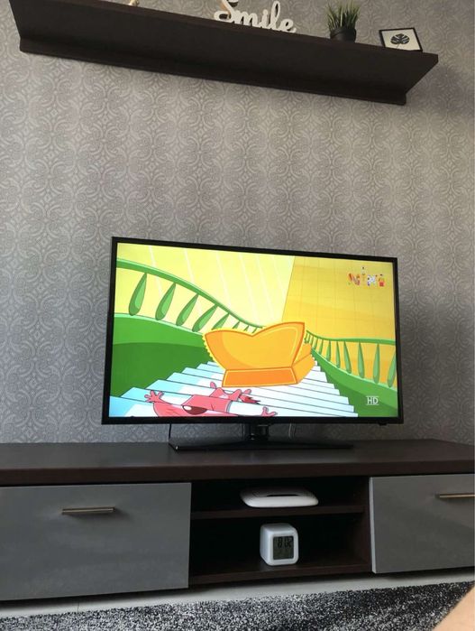 Тумбочка під телевізор тумба поличка підставка