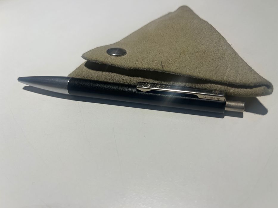 Esferográfica Pelikan