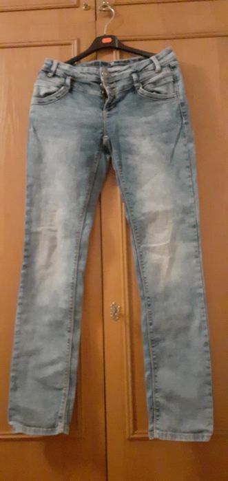 Jeans proste 25/30