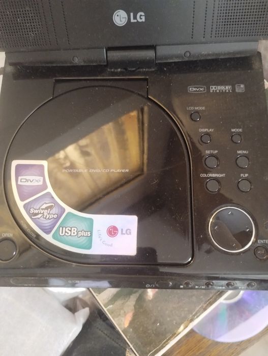 DVD LG +Bateria akumulator  do przenośnego DVD