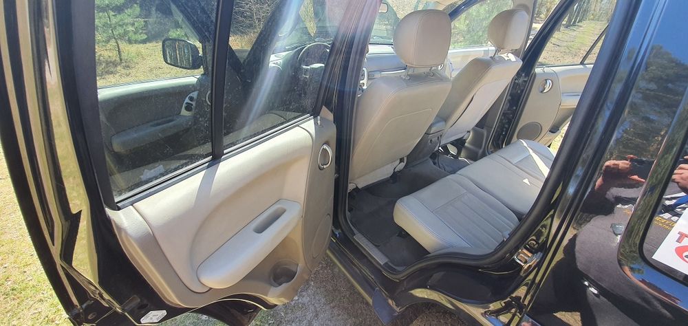 Sprzedam Jeep Liberty 2,8 CRD