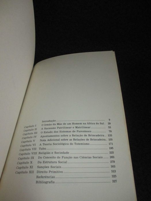 Livro Estrutura e Função nas Sociedades Primitivas Radcliffe-Brown