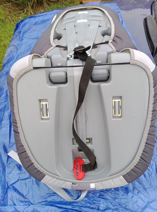 Продам автокрісло.