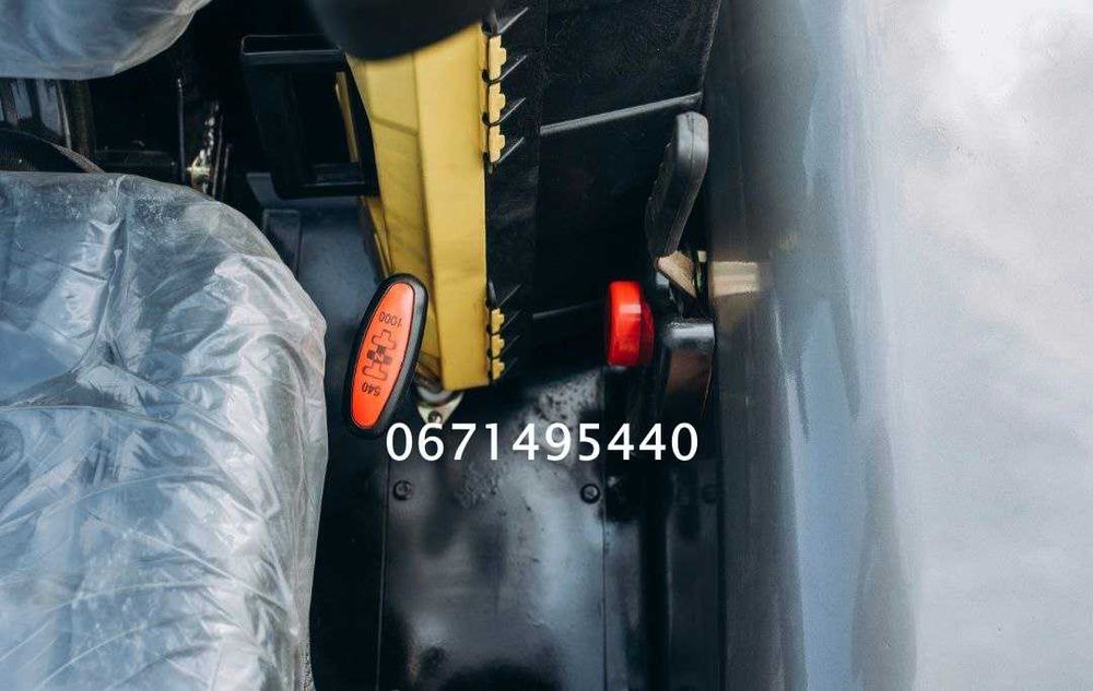 Трактор Скаут ТЕ-504 Рівна підлога + Гума Armour + 2 циліндра + Реверс