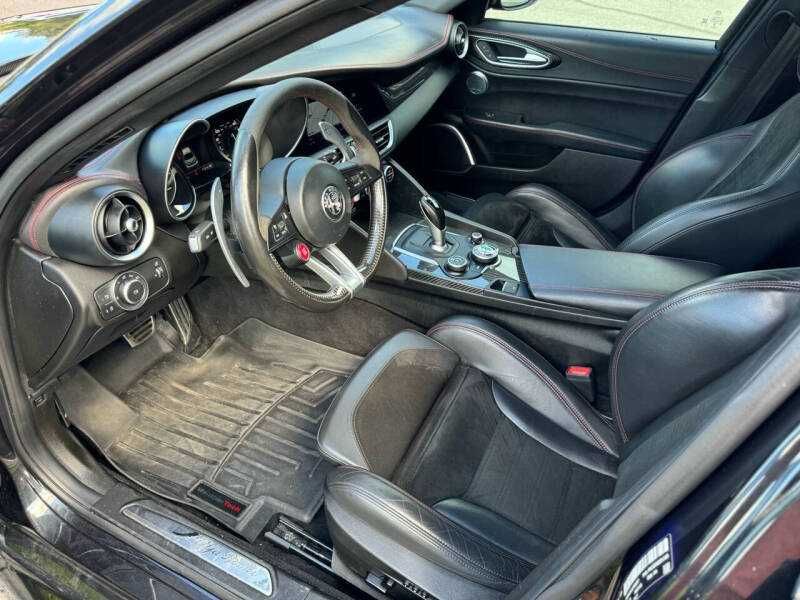 2018 Alfa Romeo Giulia Quadrifoglio