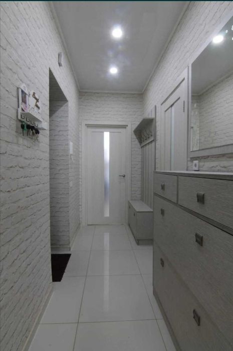 Квартира(1 поверх) подобово Петропавлівська борщагівка ЖК"Львівський"