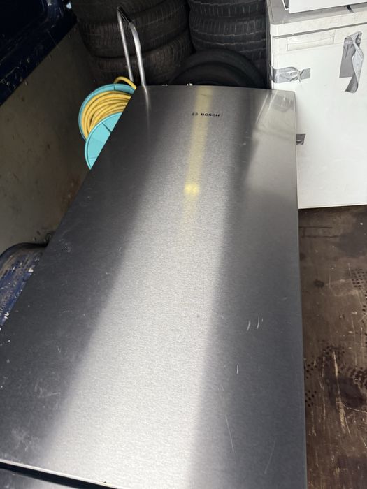 Холодильник BOSH привежений з Німеччини