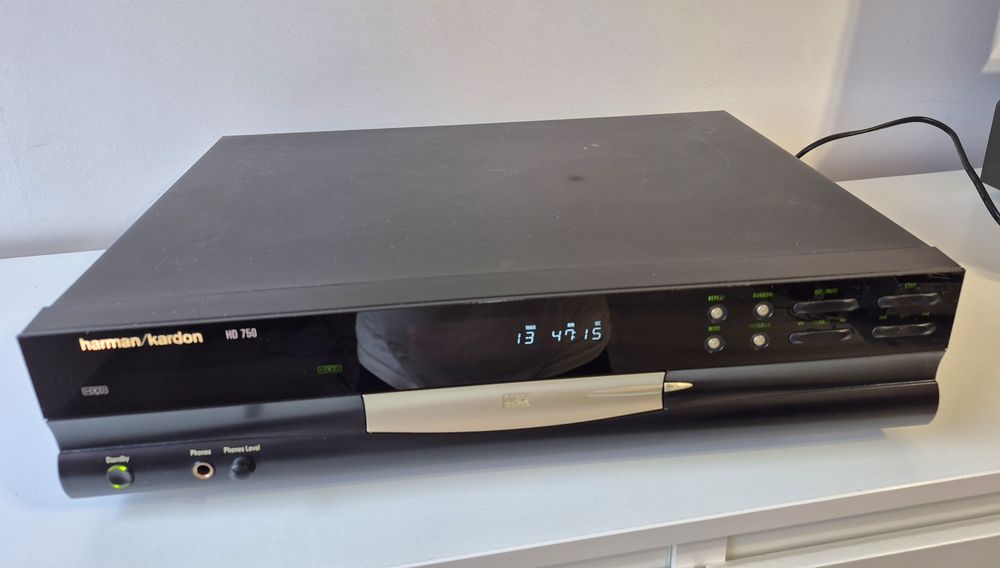 Odtwarzacz CD Harman Kardon HD750
