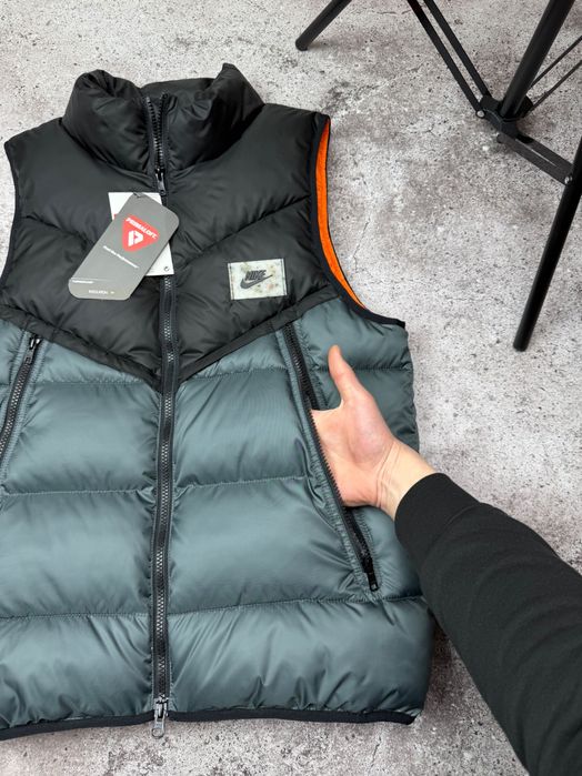 Жилетка Nike NSW Windrunner безрукавка найк