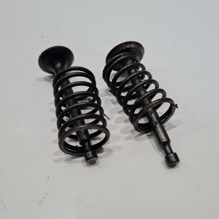 Cub Cadet Cc 550 Sp Zawór Ssący Wydechowy Komplet