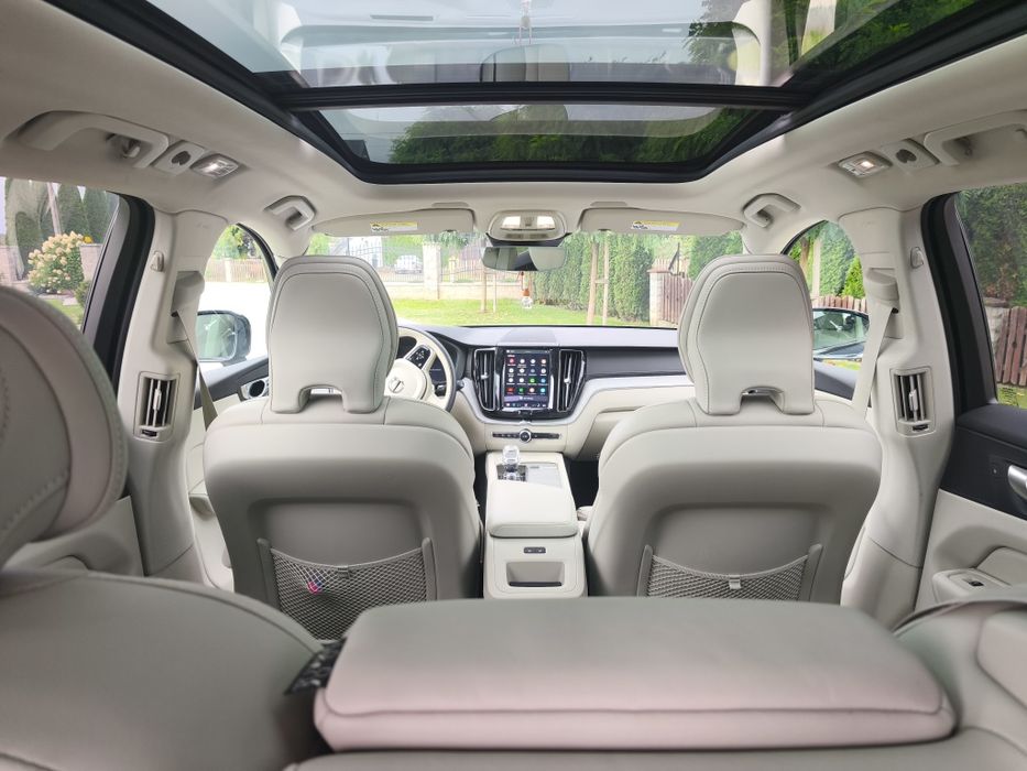 Volvo XC60 T8 Plug-in Hybrid ULTRA | 2024 | 455 KM | 11 000 km | Panorama | 360° | Harman Kardon