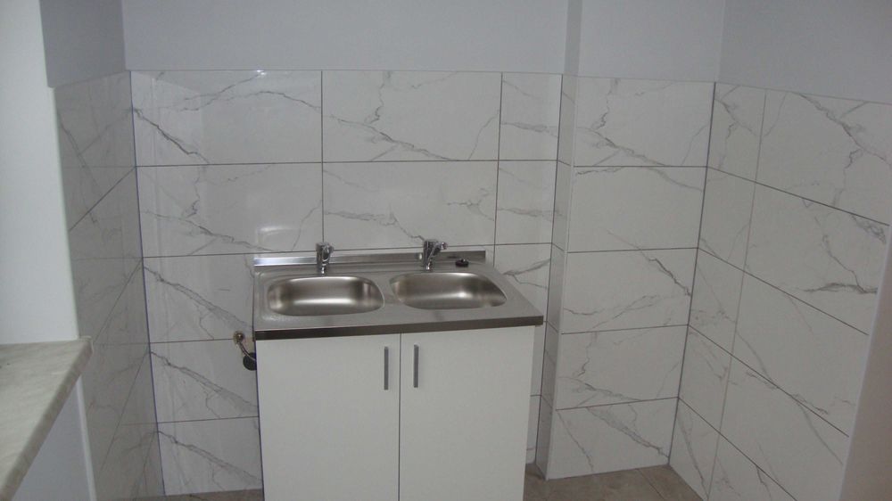 lokal handlowo-usługowy