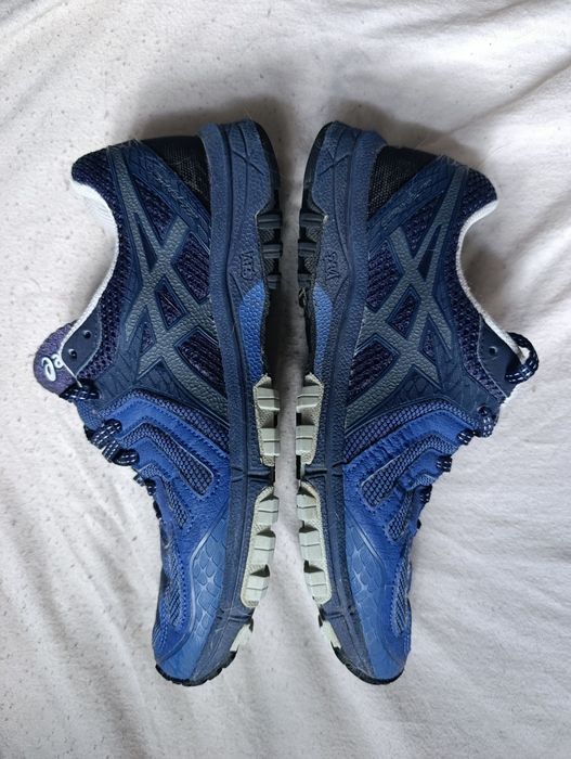 Buty Asics Gel Fuji Attack 5 roz. 40