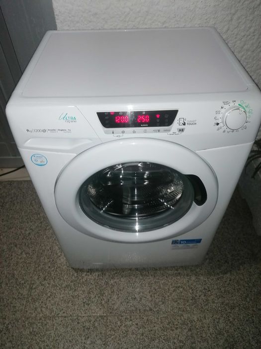 Máquina de lavar roupa Candy 9Kg