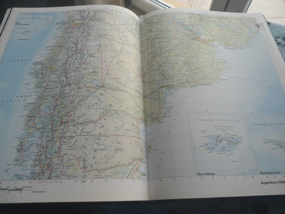 Atlas 2000  A Nova cartografia do Mundo