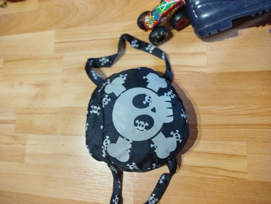 Комбінезон, дощовик, вітровка