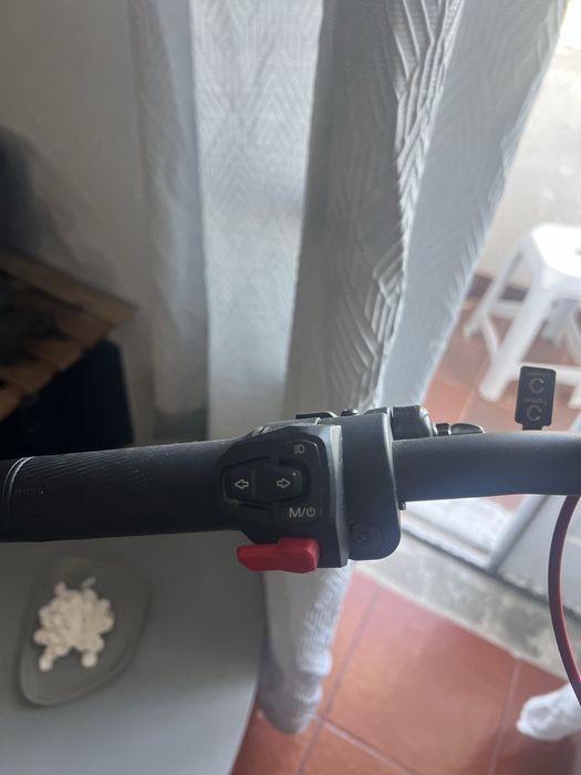 Vendo trotinete eletrica