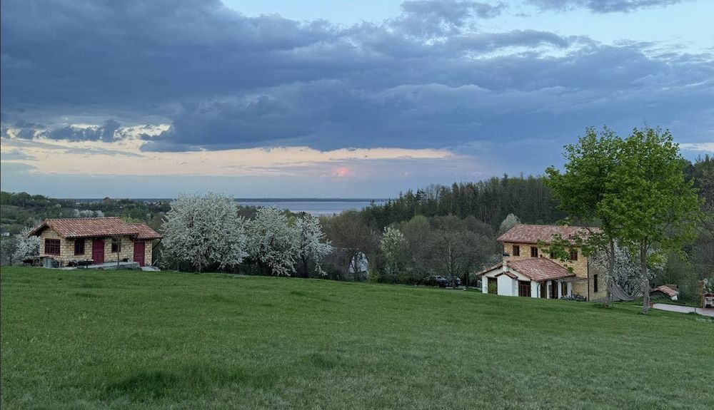 Продажа усадьбы.Маленькая Тоскана под Киевом.Обуховский. 1.18 Га земли