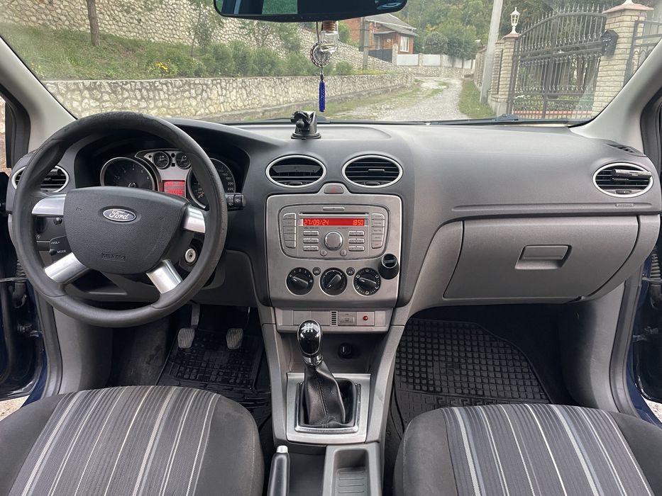Ford  Focus 2