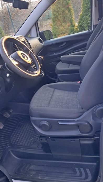 Vito 447 dostawczczy hak