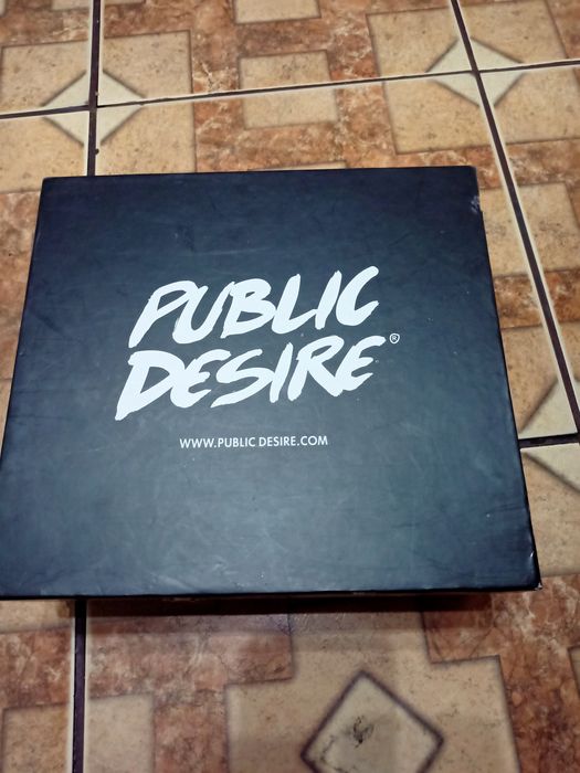 Szpilki zapinane, wiązane