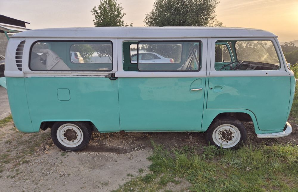 Volkswagen T2 (1968) – Projeto de Restauro com Mecânica Revista