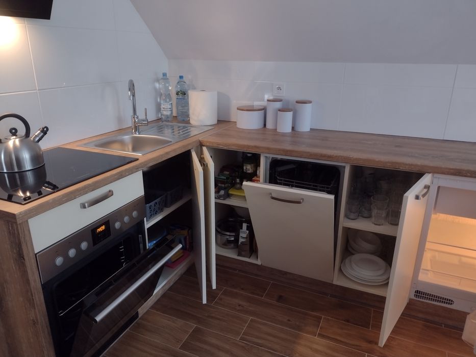Apartament nad jeziorem Brenno "OLIWIO'" CAŁOROCZNY