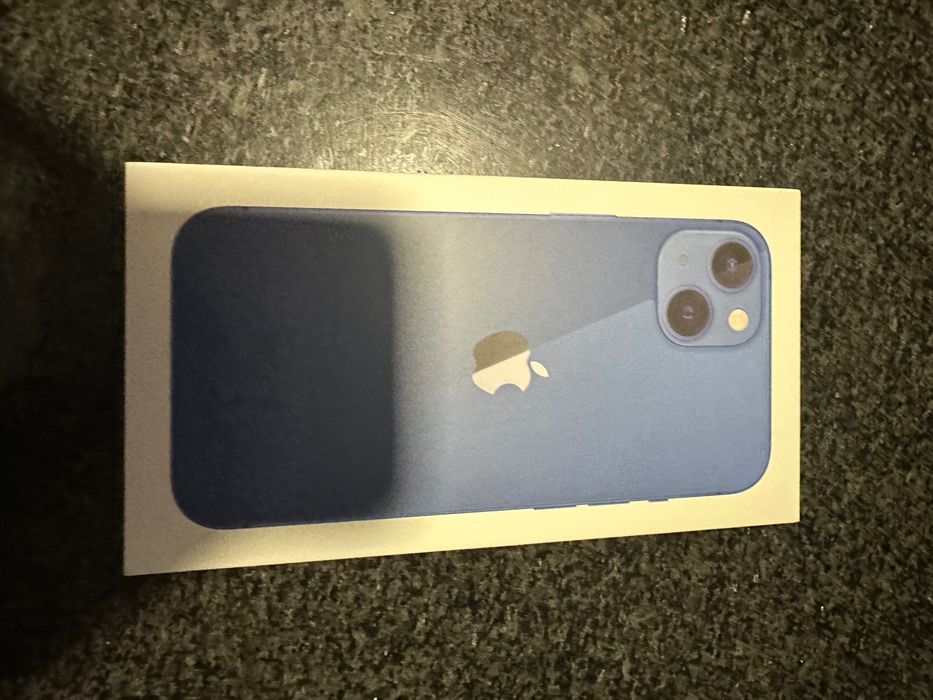 iPhone  13  128GB
