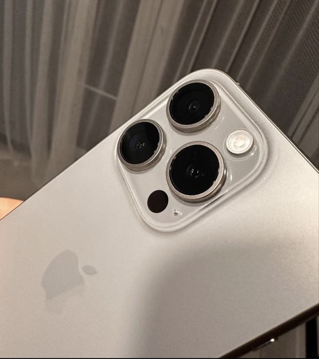 Iphone 15 pro stan idealny!