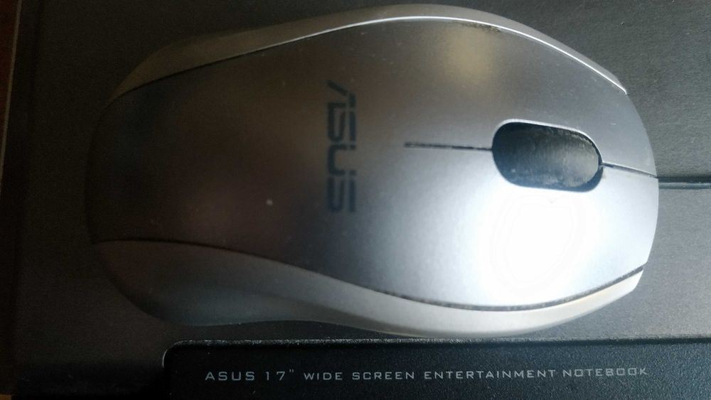 Ноутбук ASUS A7U 17"! ОС - WIN7 Работает без ремонтов!Смотреть фильмы.