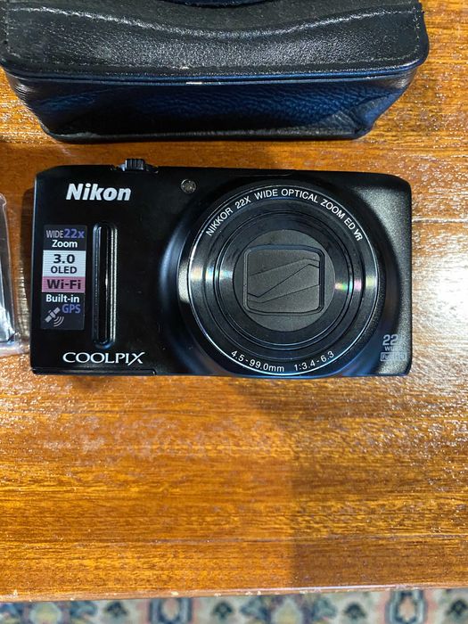 Nikon Coolpix 9500