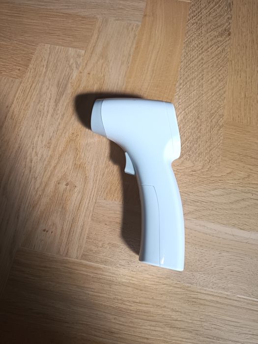 Termometr bezdotykowy Microlife