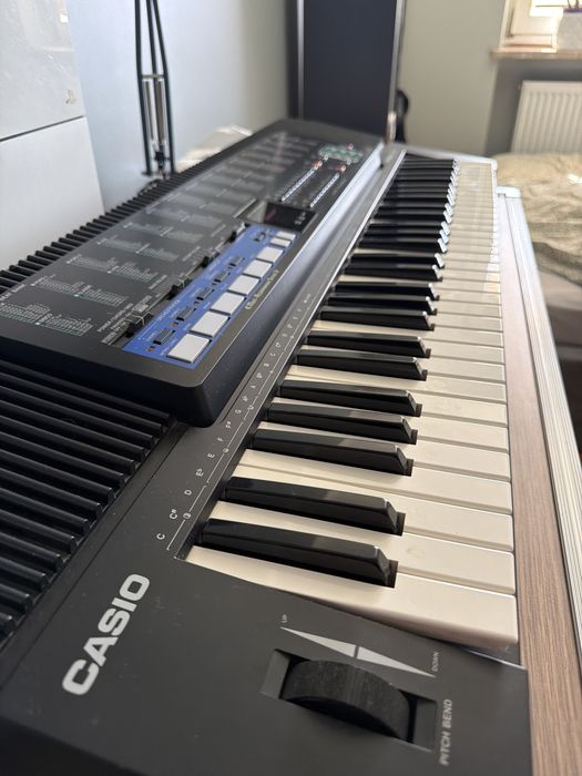 Keyboard pianino casio tonebank ct-670