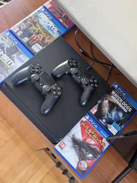 PlayStation 4 Slim 1 TB CUH-216TB  2 Pady zestaw 5 gier