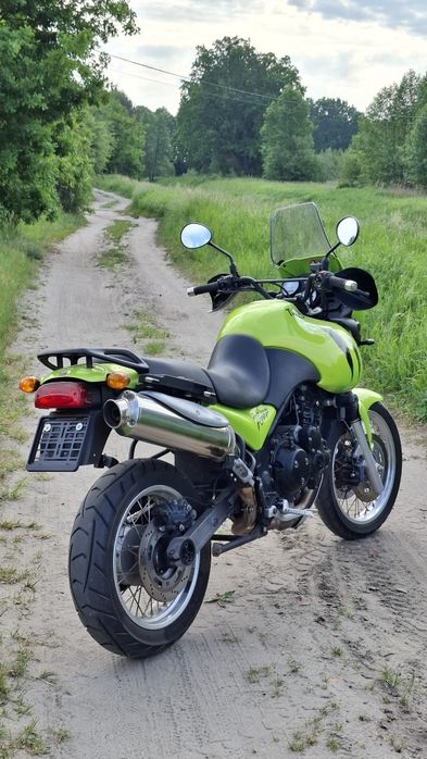 Triumph Tiger 955i duże turystyczne enduro adventure