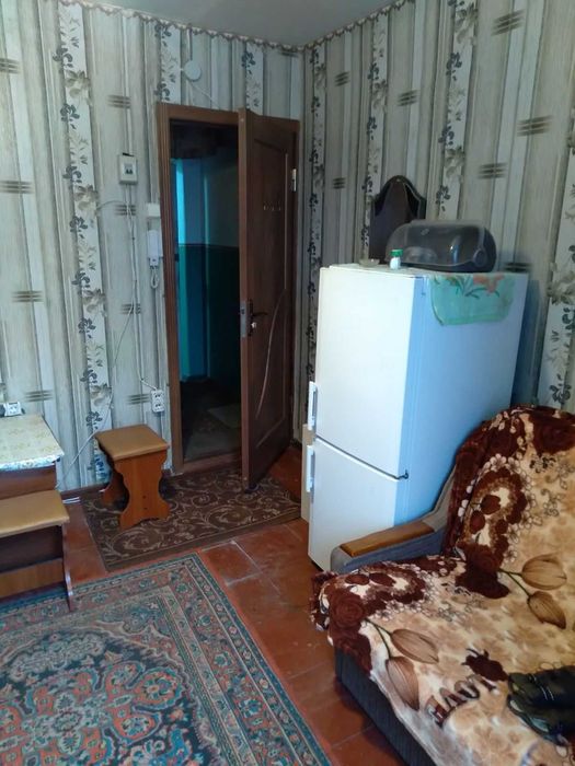 продаж кімнтати в гуртожиту пр-т Юності